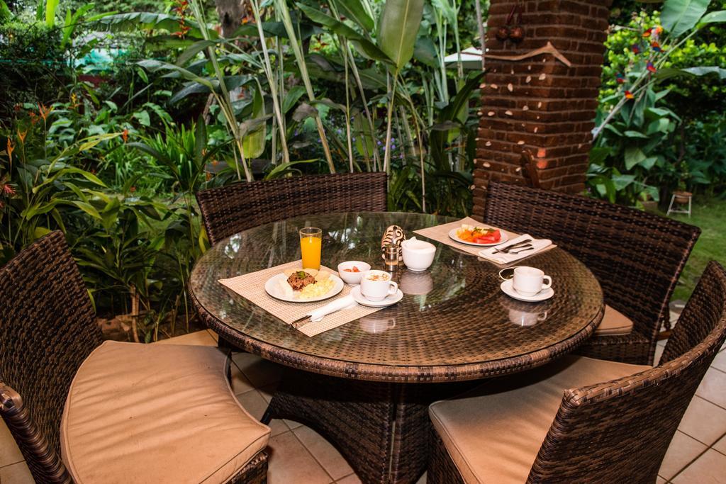 Hostal Casa Los Espinoza Манагуа Екстериор снимка