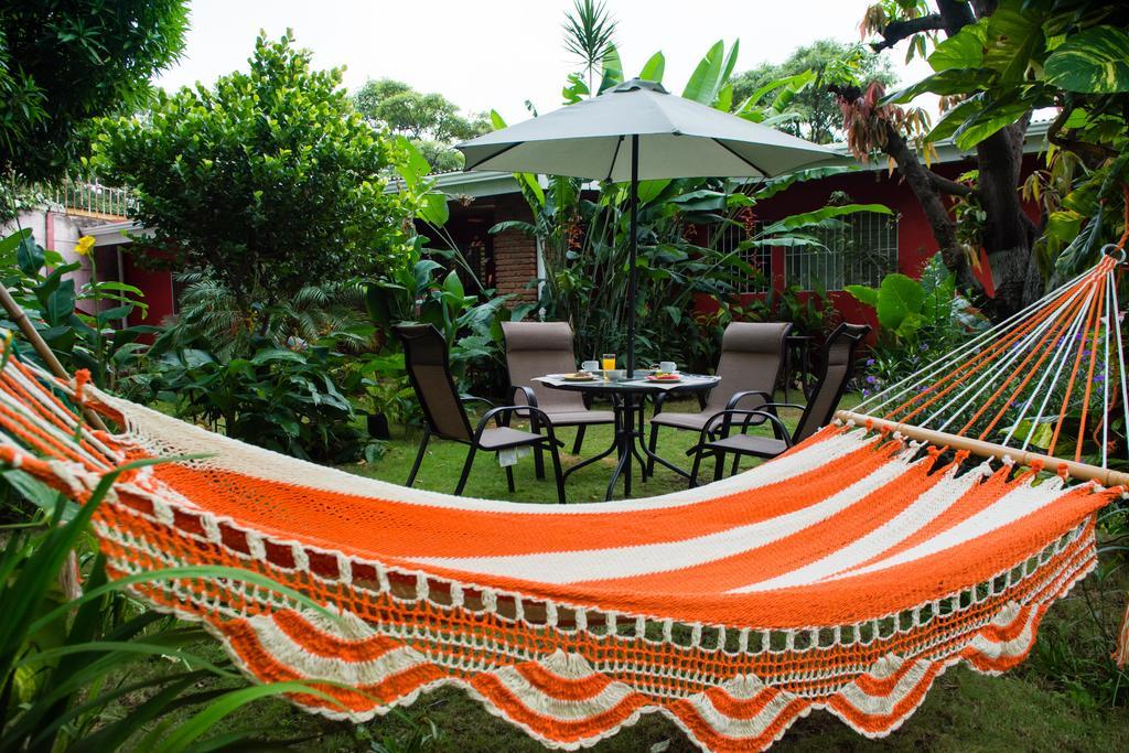 Hostal Casa Los Espinoza Манагуа Екстериор снимка