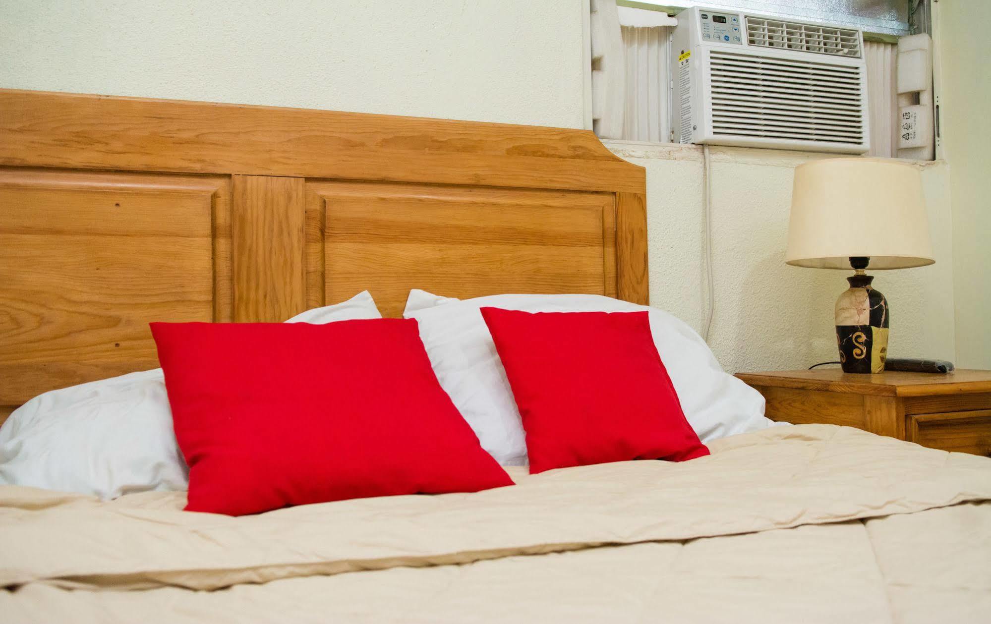 Hostal Casa Los Espinoza Манагуа Екстериор снимка