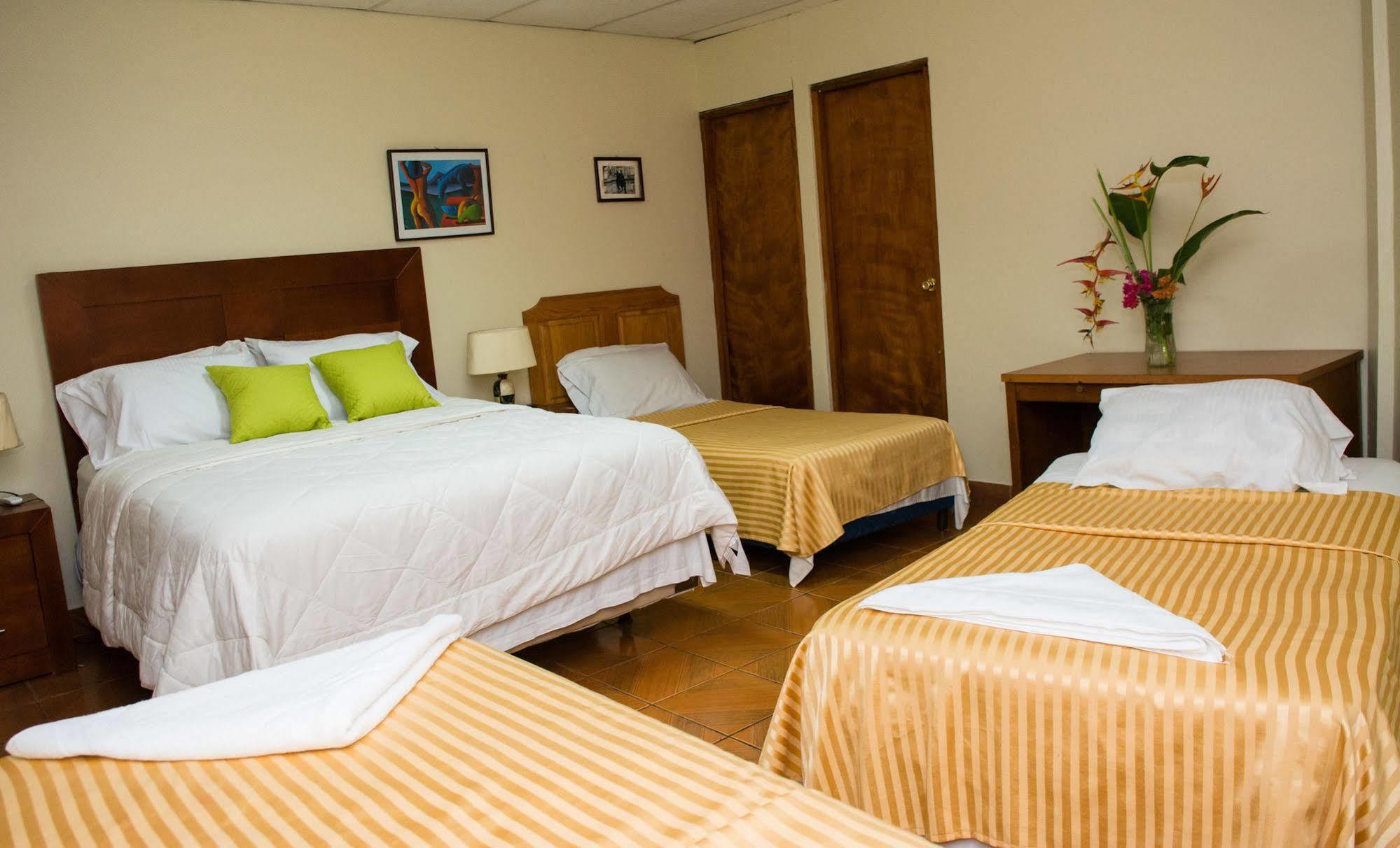 Hostal Casa Los Espinoza Манагуа Екстериор снимка