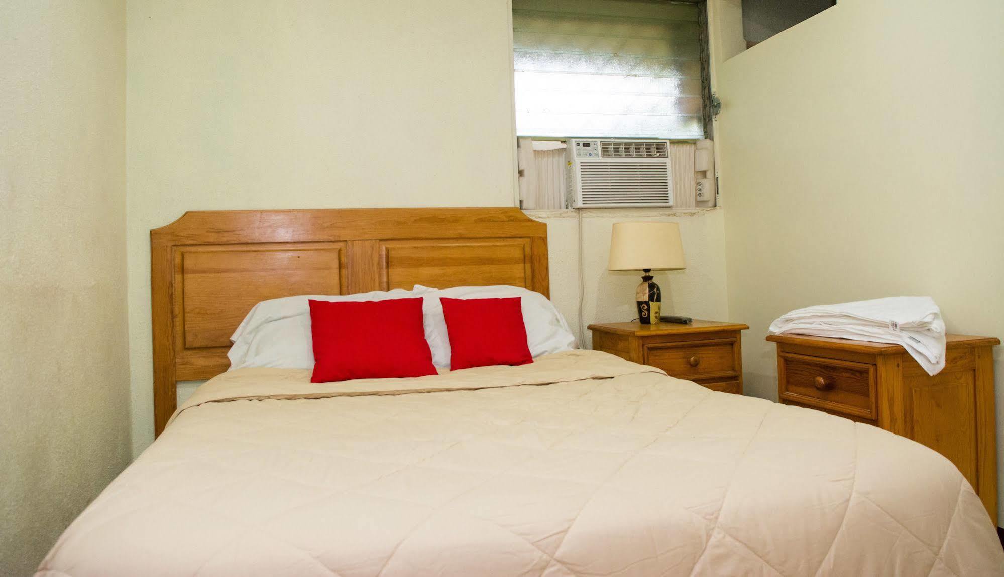 Hostal Casa Los Espinoza Манагуа Екстериор снимка